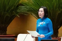 Phó Chủ tịch Quốc hội Nguyễn Thị Thanh phát biểu tại phiên thảo luận dự thảo Luật Nhà giáo - sáng 6/5.