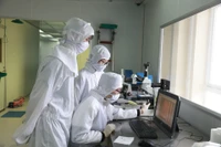 Phòng sạch tại Khoa Vật lý, Trường ĐH Khoa học Tự nhiên (ĐH Quốc gia Hà Nội) được thiết kế chuyên biệt phục vụ đào tạo nguồn nhân lực chất lượng cao.