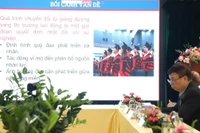 Chuyên gia báo cáo tại Hội thảo.