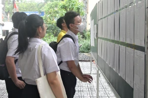 Học sinh TPHCM tham gia kỳ thi tuyển sinh vào lớp 10 năm 2025. 