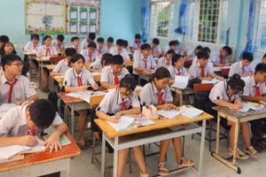 Giờ học Tiếng Anh của học sinh Trường THCS Nguyễn Hiền. Ảnh: M.A