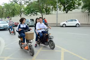 Những va chạm nhỏ khi tham gia giao thông đôi khi cũng có thể trở thành nguồn phát sinh xung đột. Ảnh: Dân trí.