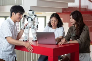 Ứng dụng trí tuệ nhân tạo (AI) giúp nâng cao hiệu quả giảng dạy và học tập. Ảnh: ITN
