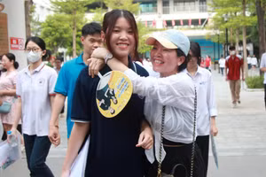 Từ 17 giờ ngày 17/8, các trường đại học công bố điểm chuẩn trúng tuyển 