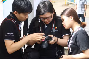 Trong mấy năm trở lại đây, nhóm ngành báo chí, truyền thông trở nên “nóng”. Ảnh minh họa: INT