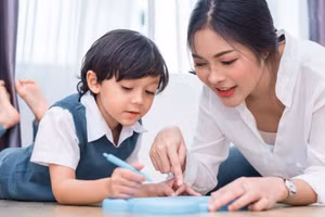 Cha mẹ cần có một số phương pháp để giúp con phát triển niềm tin tích cực. Ảnh minh họa: INT.