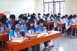 Học sinh nỗ lực ôn tập trước Kỳ thi tốt nghiệp THPT ở Thái Bình. Ảnh: Đinh Chiến