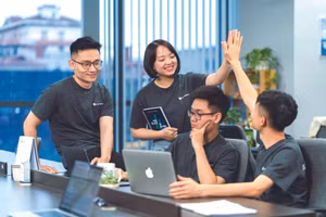 Chất lượng nguồn nhân lực đóng vai trò quan trọng trong việc chuyển đổi số hiện nay tại nhiều đơn vị doanh nghiệp. Ảnh minh họa: INT