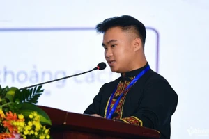 Nguyễn Mạnh Đức Đạt, dân tộc Tày, sinh viên năm nhất ngành Y khoa, Trường Đại học Y Hà Nội. Ảnh: NVCC