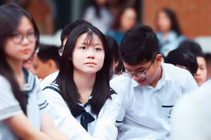 Lựa chọn đúng ngành nghề mình yêu thích đòi hỏi học sinh tỉnh táo và được tư vấn từ cha mẹ, thầy cô. Ảnh minh họa: Đình Tuệ 