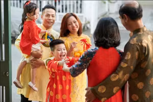 Kỳ nghỉ Tết Nguyên đán kéo dài khiến nhiều trẻ em thay đổi nhịp sinh hoạt so với ngày thường. Ảnh minh họa: ITN.