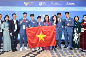 Đoàn học sinh Việt Nam tại IJSO 2025.