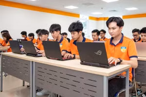 Sau khi tốt nghiệp, sinh viên khoa học dữ liệu có thể đảm nhiệm nhiều vị trí công việc khác nhau. Ảnh: HUTECH