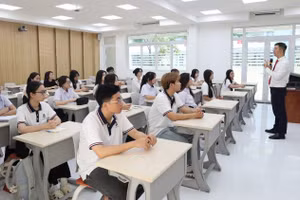 Sinh viên của chương trình Lớp học Tinh hoa (HUB Elite Class) của Trường Đại học Ngân hàng TPHCM, tháng 9/2025.