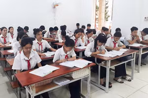 Một tiết học của học sinh lớp 9 Trường THCS Hồ Tông Thốc (Yên Thành, Nghệ An). Ảnh: NVCC