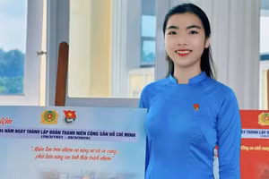 Hoàng Bảo Uyên Nhi.