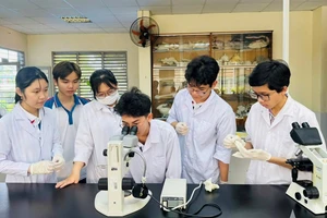 Sinh viên Trường Đại học Sư phạm TPHCM. Ảnh: ITN