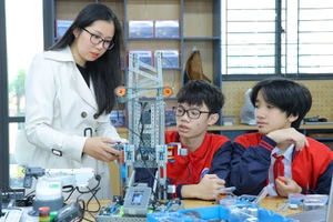 Phòng thực hành STEM tại Trường THCS Tây Mỗ 3, Hà Nội. Ảnh: Hải Minh