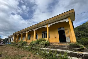 Điểm trường Kạch Lớn 2, Trường PTDTBT Tiểu học - THCS xã Đăk Sao (Tu Mơ Rông, Kon Tum) không còn sử dụng. Ảnh: Trúc Hân