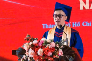 Thủ khoa ngành Sư phạm Tiếng Anh - Nguyễn Ngô Tấn Đạt. Ảnh: NVCC