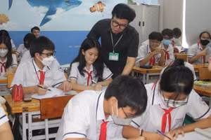 Tiết dạy của thầy Võ Kim Bảo - giáo viên Ngữ văn, Trường THCS Nguyễn Du (Quận 1, TPHCM). Ảnh: M.A