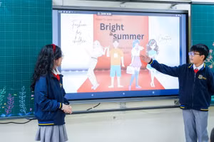 Giờ học tiếng Anh của học sinh Trường THCS Nam Từ Liêm (Xuân Phương, Hà Nội).