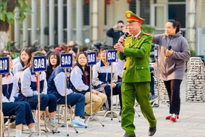 Giờ sinh hoạt ngoại khóa của học sinh Trường THCS Lĩnh Nam (phường Vĩnh Hưng, Hà Nội)