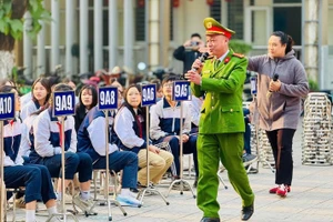 Giờ sinh hoạt ngoại khóa của học sinh Trường THCS Lĩnh Nam (phường Vĩnh Hưng, Hà Nội)