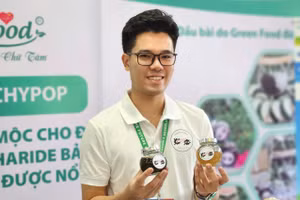 Sinh viên Nguyễn Hoàng Anh, Trường Đại học Nông Lâm Thái Nguyên tham gia cuộc thi Food Innovation and Development 2025.