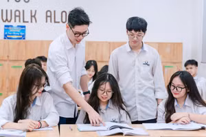 Một buổi học nhóm của học sinh Trường Phổ thông liên cấp Phenikaa (Hà Nội). Ảnh: NT