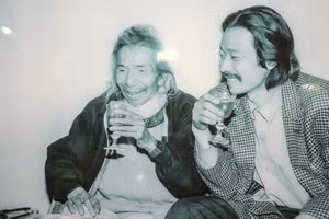 Cố nhạc sĩ Văn Cao và họa sĩ Văn Thao. Ảnh: NVCC.