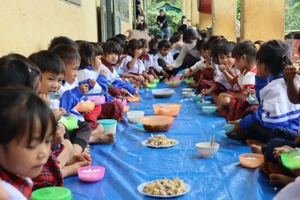 Trường Tiểu học xã Đăk Hà kêu gọi nhà hảo tâm để gây quỹ nấu bữa trưa cho 188 học sinh không có chế độ bán trú. Ảnh: Dung Nguyễn