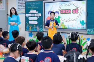 Một giờ học trên lớp tại Trường Tiểu học Nam Trung Yên, phường Yên Hòa, Hà Nội. Ảnh: Đình Tuệ