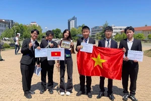 Đội Việt Nam đạt thành tích xuất sắc tại Olympic Vật lý châu Âu 2025.