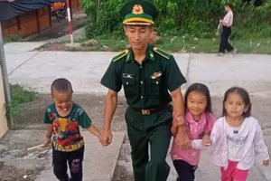 Người con dân tộc Si La Lỳ Phú Hừ sẽ là tấm gương để học sinh vùng cao noi theo.