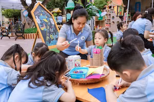 Không gian sáng tạo trong mô hình phân loại rác tại Trường Mầm non Sao Sáng 3.