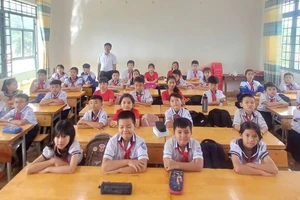 Giờ học tại Trường Tiểu học Trần Hưng Đạo (Eakar, Đắk Lắk). Ảnh: NTCC