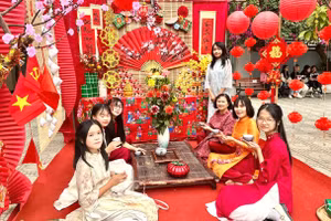 Không gian Tết ở Trường THCS Thanh Am.