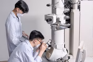 Sinh viên Khoa Công nghệ vật liệu, Trường Đại học Bách khoa (Đại học Quốc gia TPHCM). Ảnh: hcmut.edu.vn