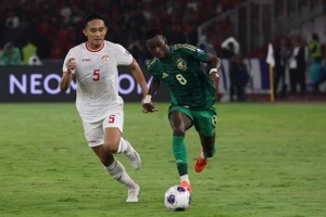 Indonesia (bên phải) với nguồn lực nhập tịch đánh bại Ả-rập Xê-út 2-0 ở vòng loại World Cup 2026. Ảnh: INT.