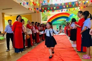 Trường Tiểu học Phù Đổng đón học sinh khối lớp Một tựu trường. Ảnh: NTCC