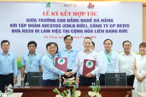 Trường Cao đẳng Nghề Đà Nẵng ký kết hợp tác với Công ty CP Devis Tập đoàn Avestos (CHLB Đức) trong việc đưa sinh viên sang Đức làm việc.