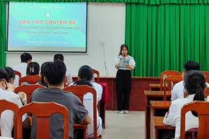 Hội Sinh viên Trường Đại học Tiền Giang tổ chức báo cáo chuyên đề “Nâng cao năng lực số dành cho sinh viên”. Ảnh: TG