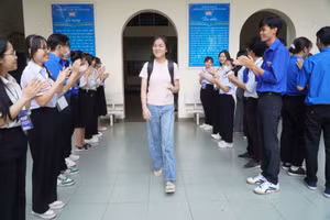 Thí sinh dự kỳ thi đánh giá năng lực chuyên biệt do Trường Đại học Sư phạm TPHCM tổ chức. Ảnh: Lê Nam