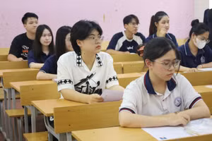 Thí sinh tham dự Kỳ thi tốt nghiệp THPT năm 2025 tại Phú Thọ. Ảnh: Trần Long