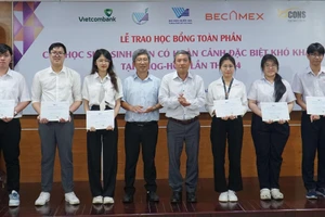 Chương trình học bổng toàn phần dành cho học sinh, sinh viên có hoàn cảnh đặc biệt khó khăn năm 2024 tại Đại học Quốc gia TPHCM. Ảnh: Lê Nam