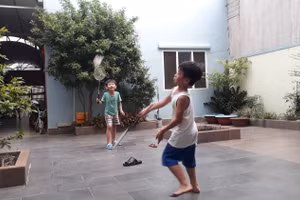 Một đứa trẻ sinh ra lành lặn, bình thường đã là món quà vô giá. Ảnh: NVCC