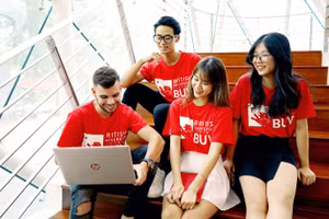 Sinh viên BUV. Ảnh: NTCC