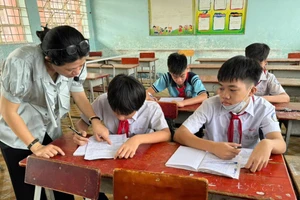 Trường THCS Nguyễn Hiền (TPHCM) bồi dưỡng miễn phí cho học sinh trong dịp hè. Ảnh: Hồ Phúc