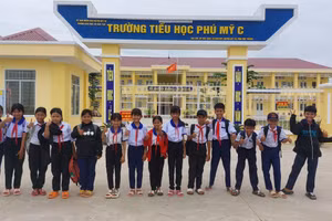 Trường Tiểu học Phú Mỹ C (huyện Mỹ Tú, Sóc Trăng) được đầu tư xây dựng khang trang. Ảnh: X.L